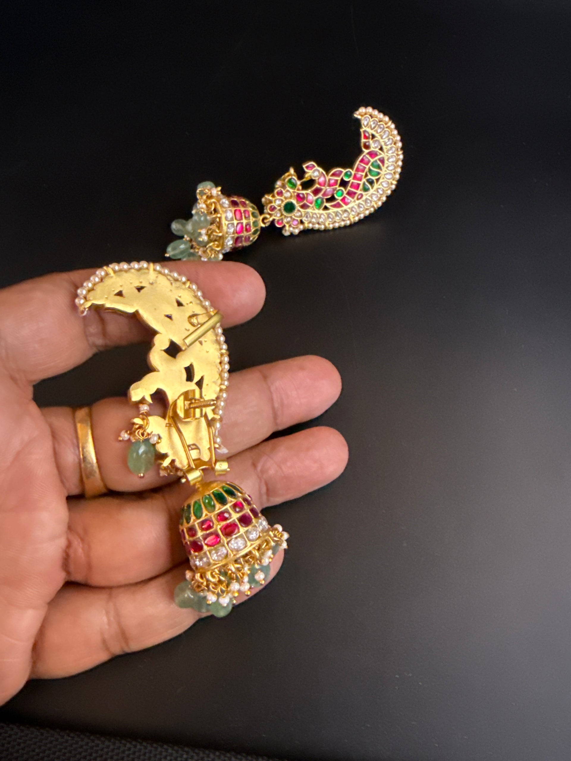 HJ3713