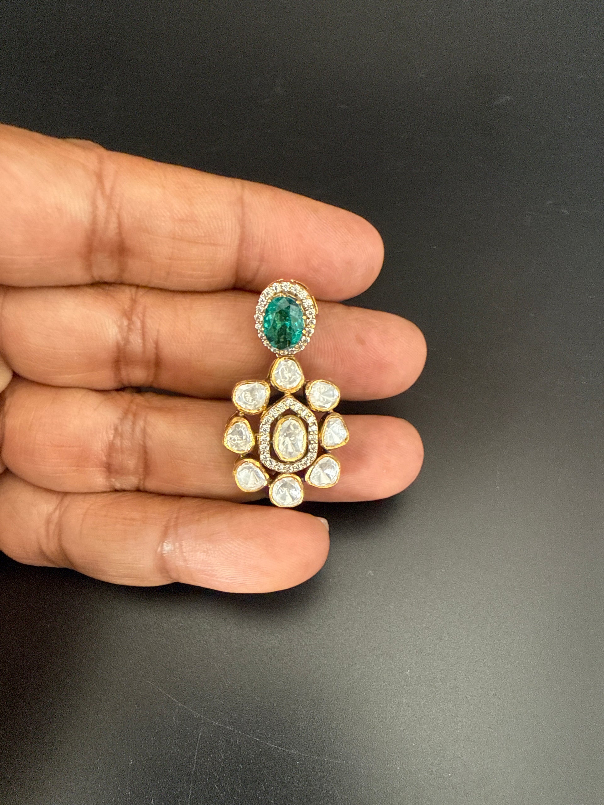 HJ892