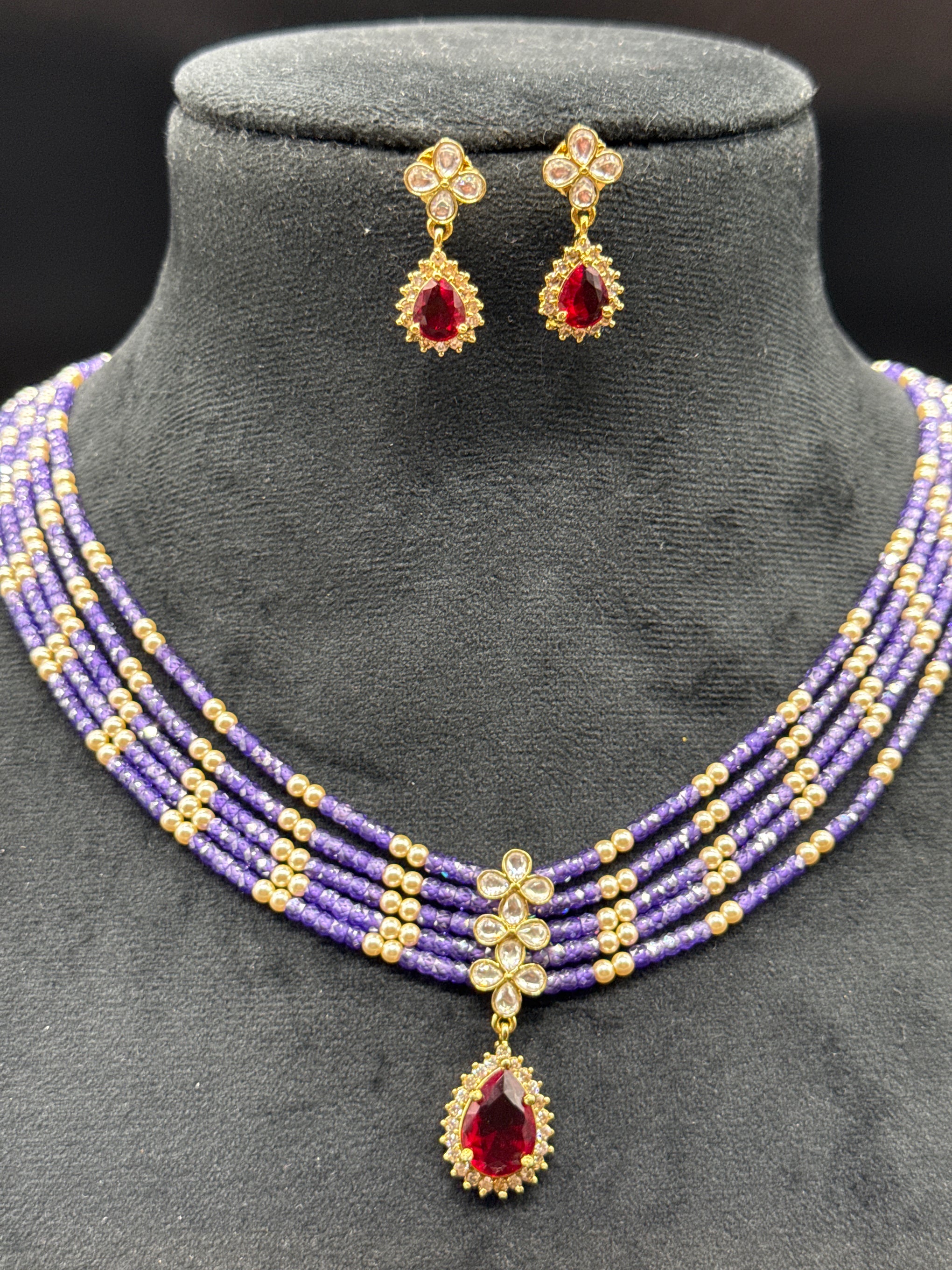 Purple beads set