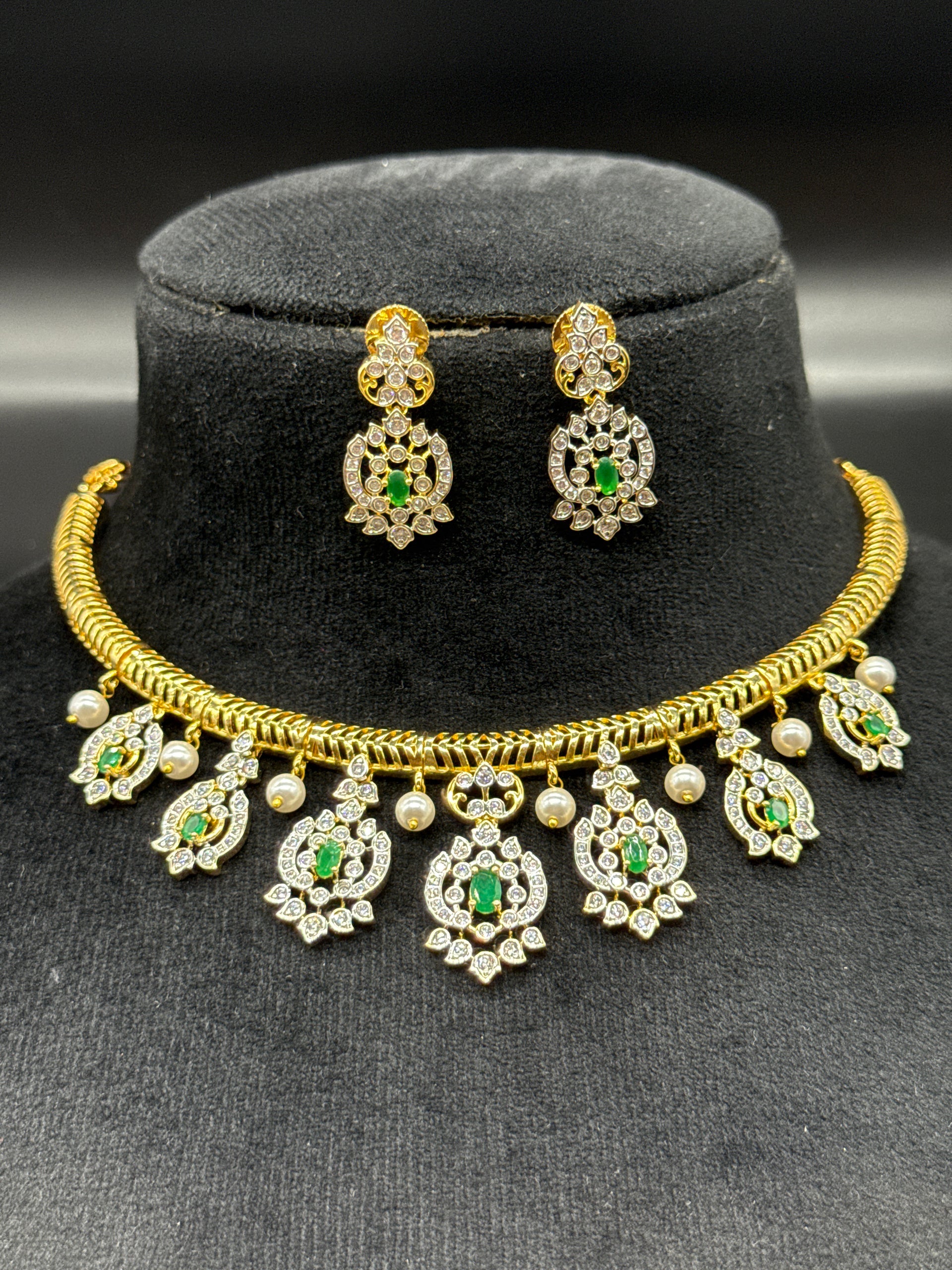 Sleek Kante diamond replica