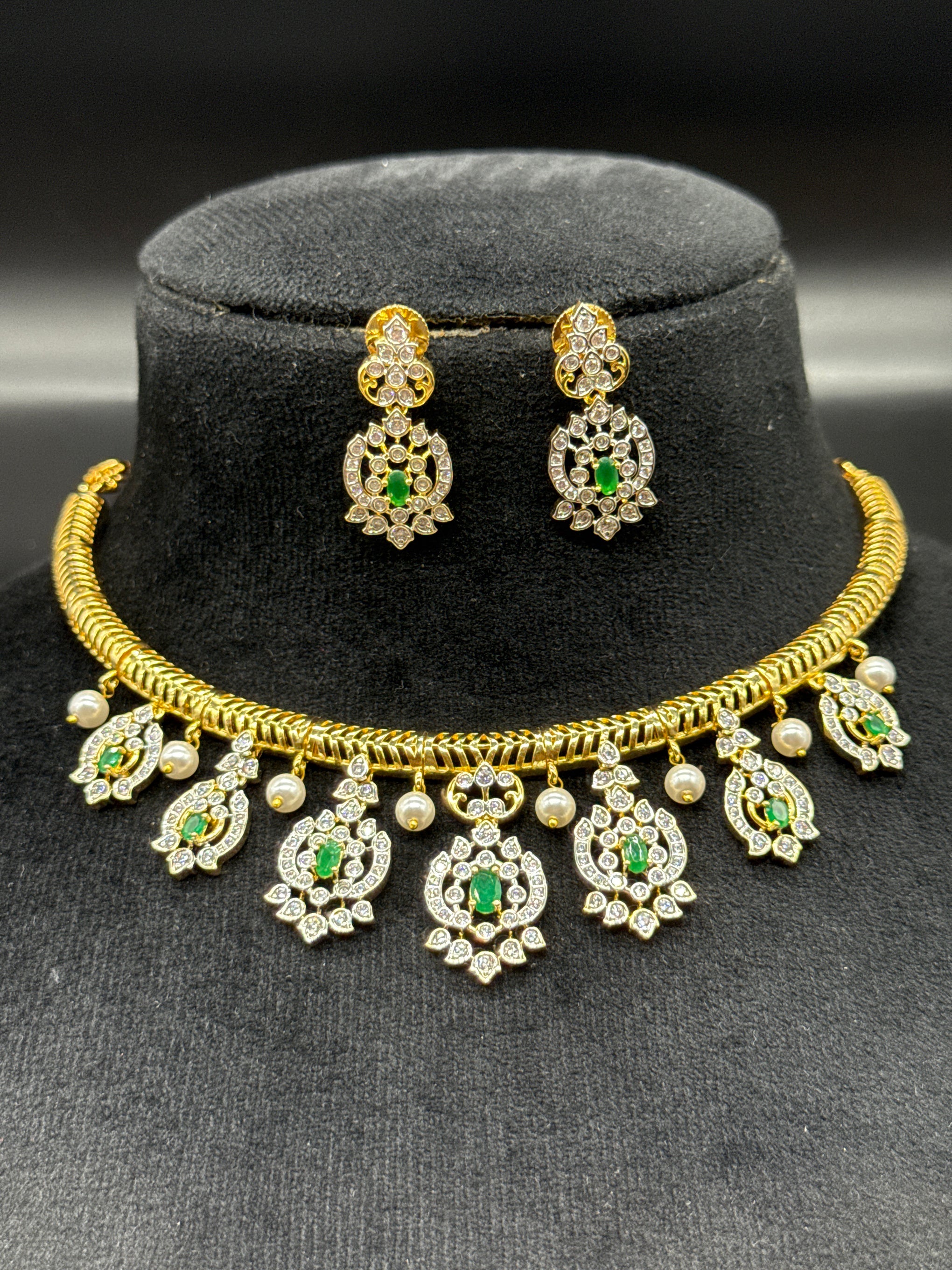 Sleek Kante diamond replica