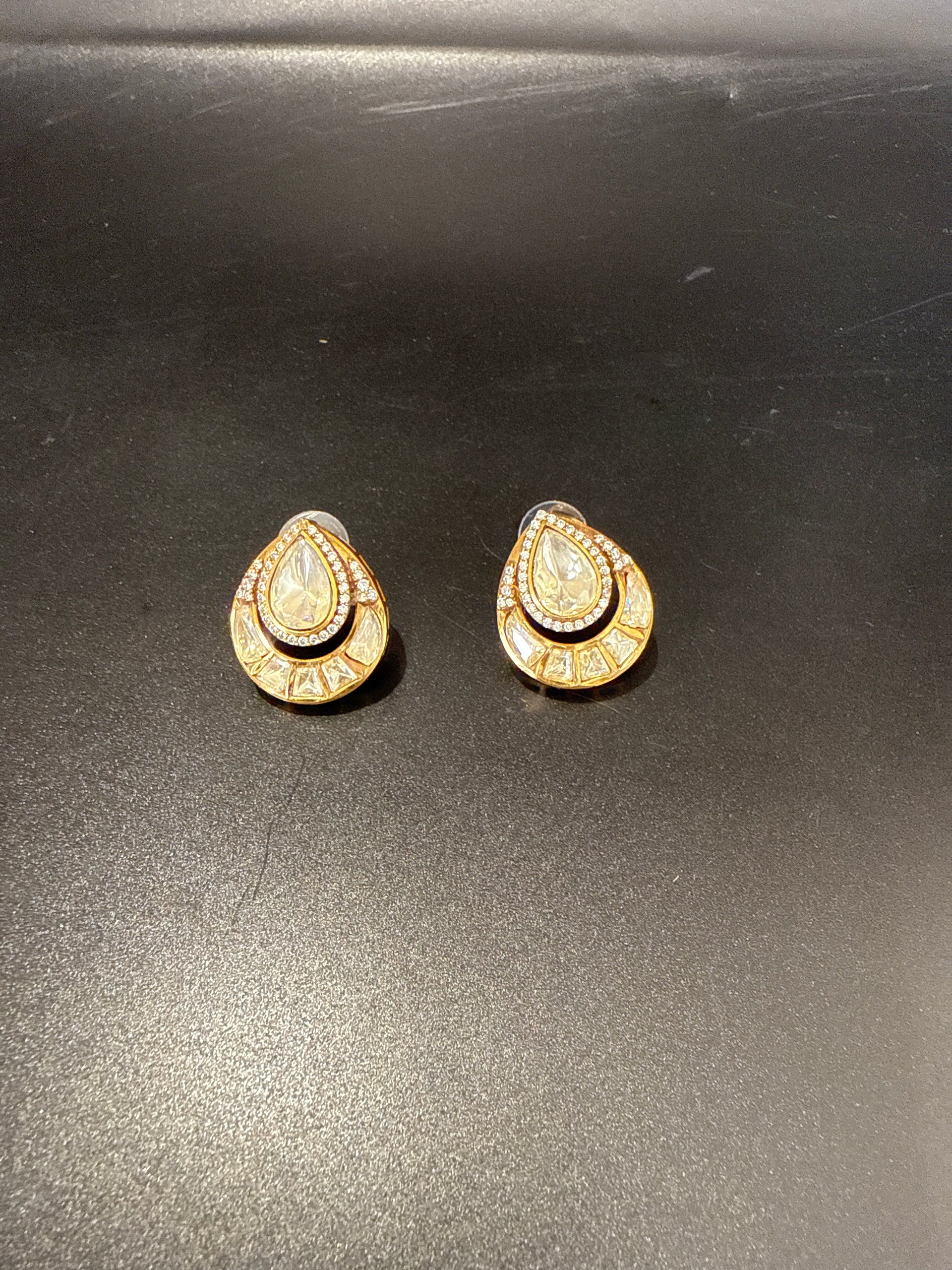 HJ439