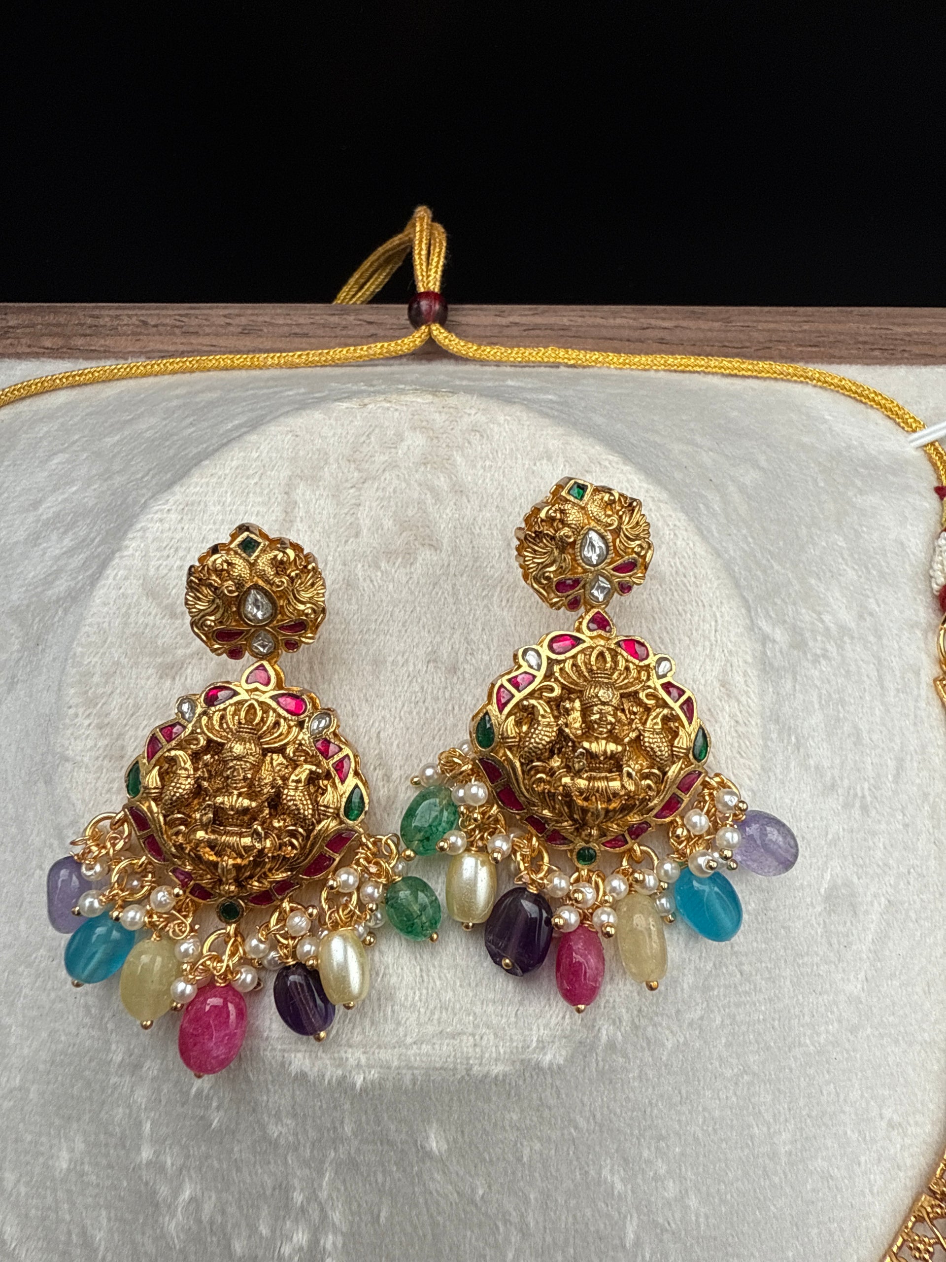 Navratan beads Lakshmi Kante set