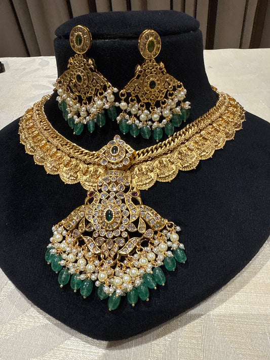 Jilebi kasu short necklace set