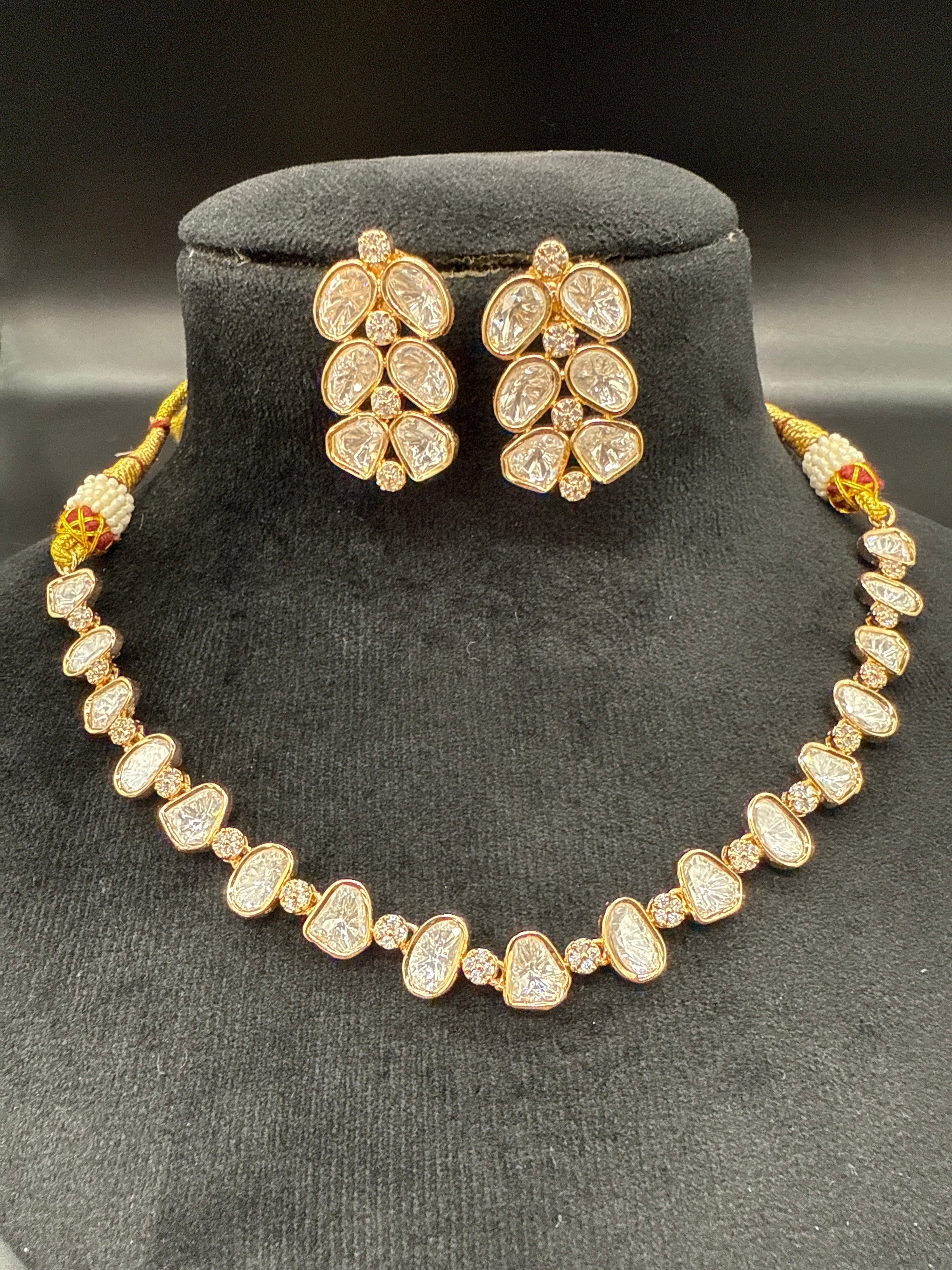 Cubic mozonite Kundan set -short