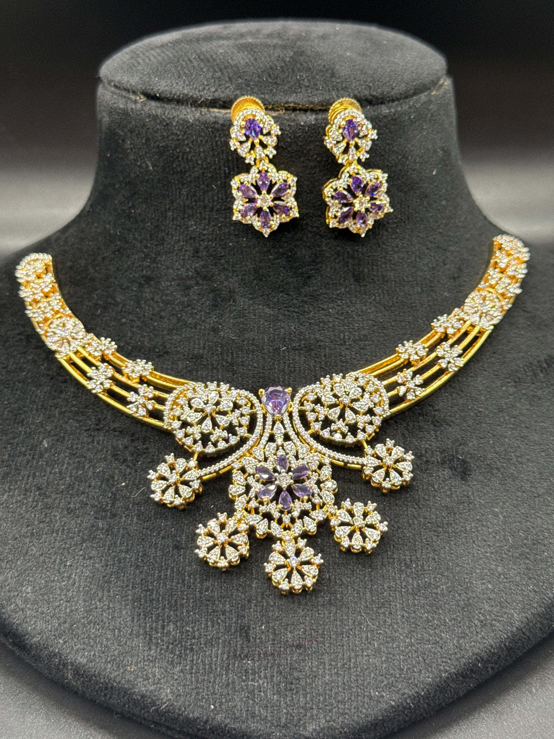 Flower pattern kante in tanzanite