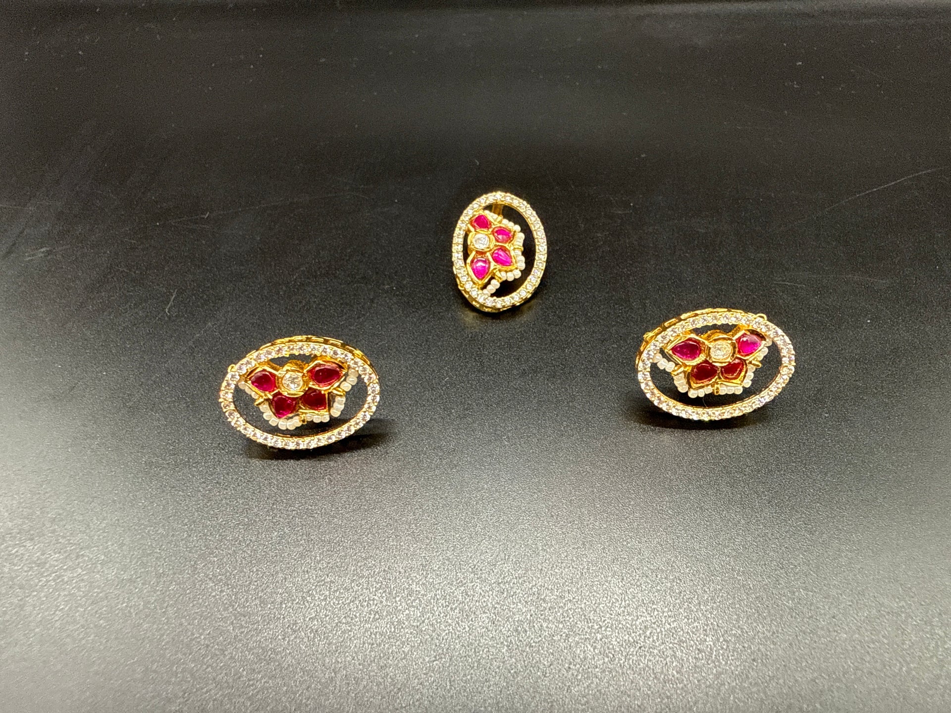 Classic butterflies kundan pendent set