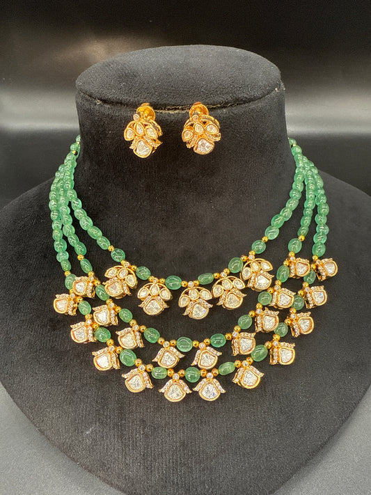 Mozonite emerald beads set