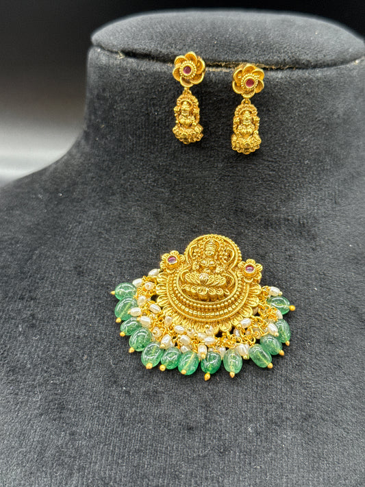 Nakshi Laxmi pendant set