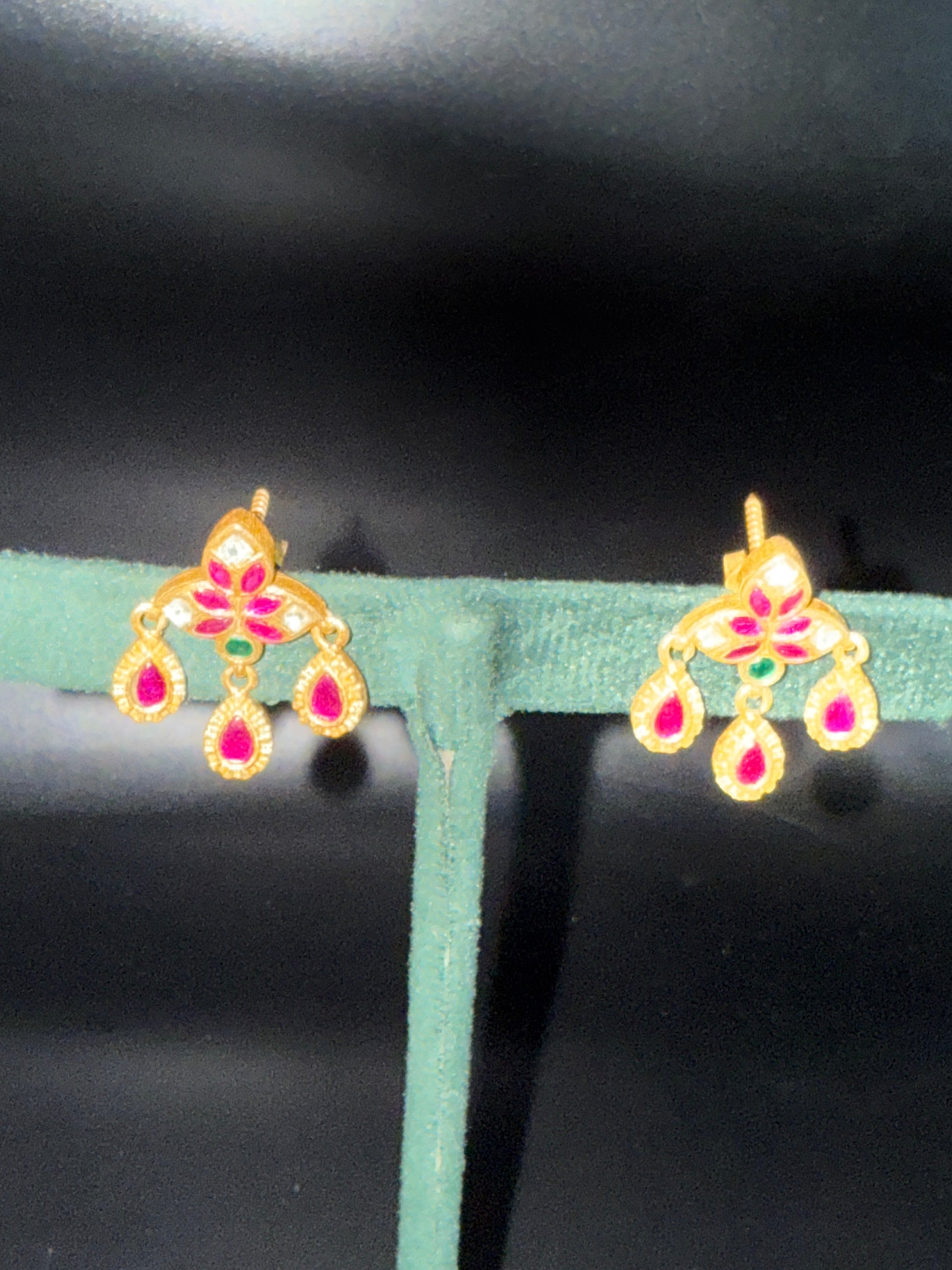 Kundan earrings