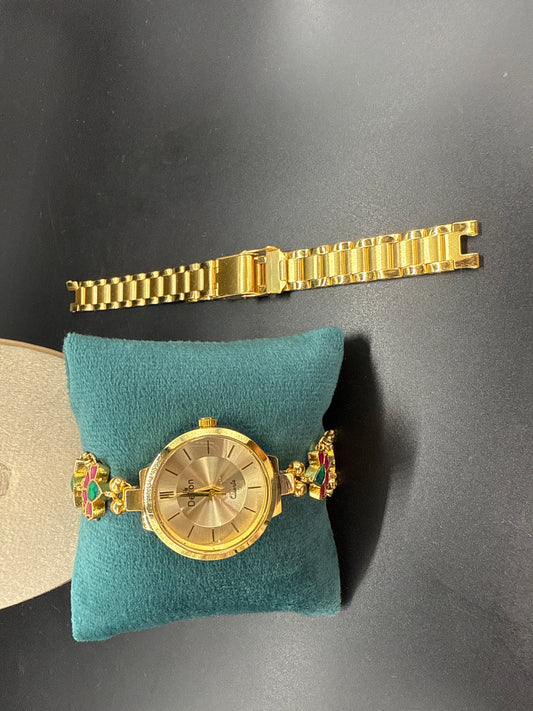 Kundan band with round dial watch