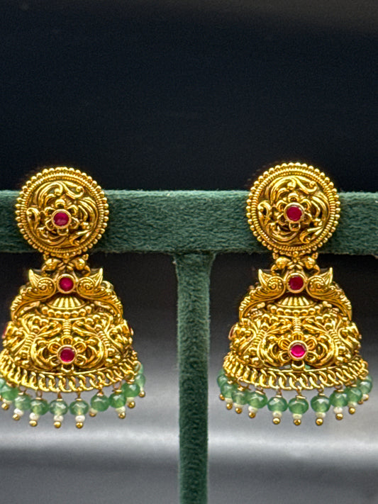Round stud nakshi jumka