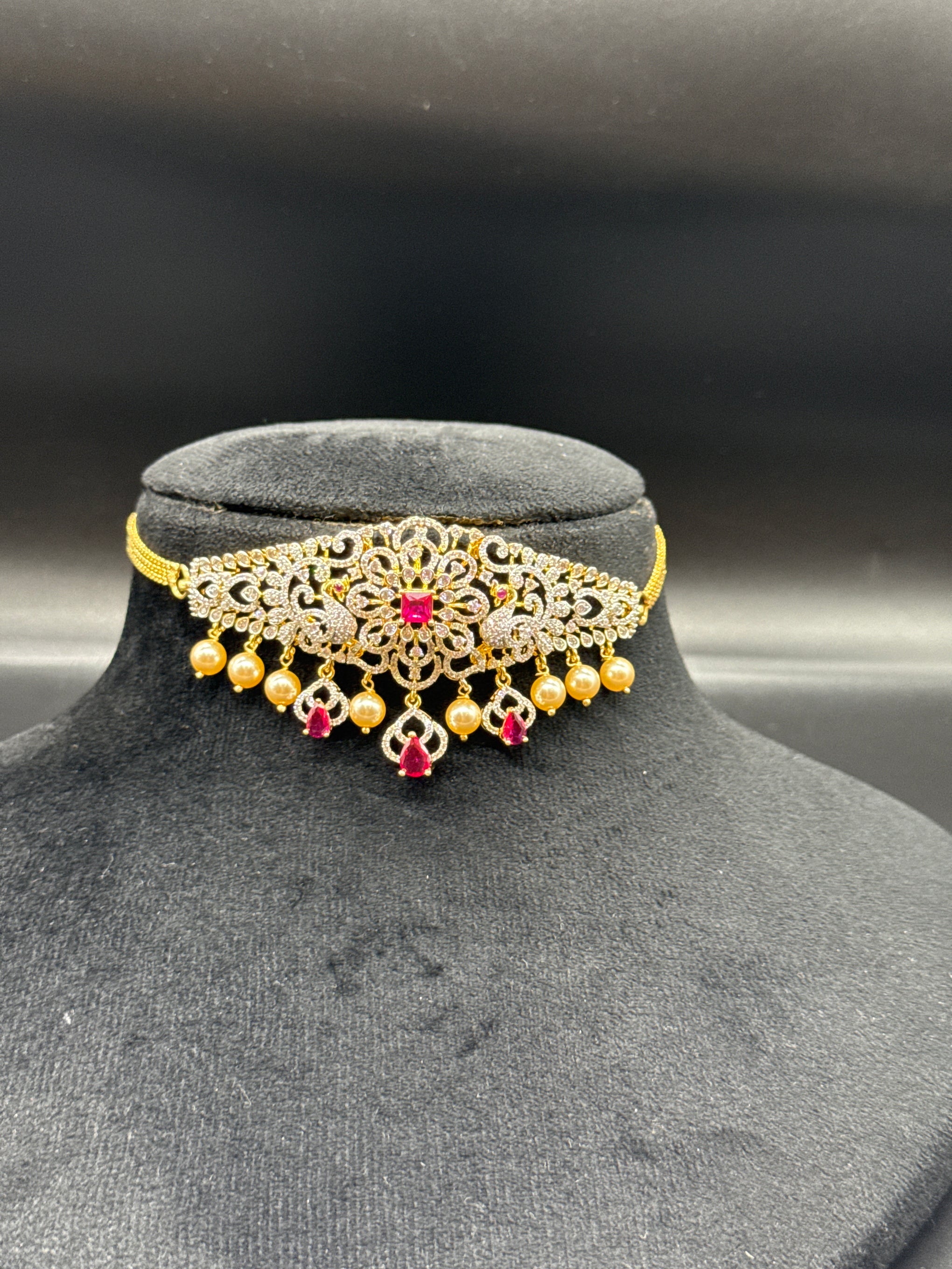 Diamond choker