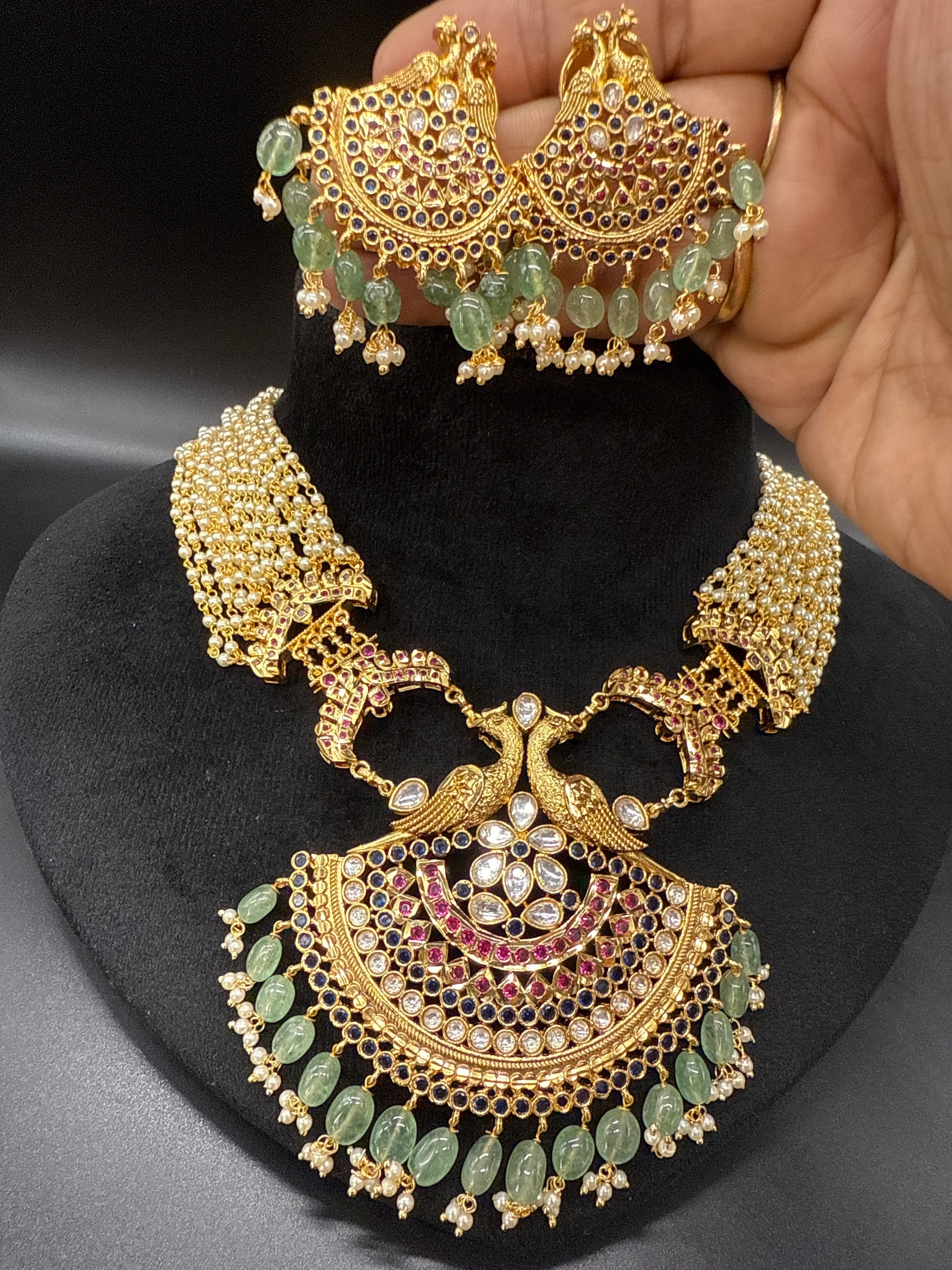 Designer pearl set