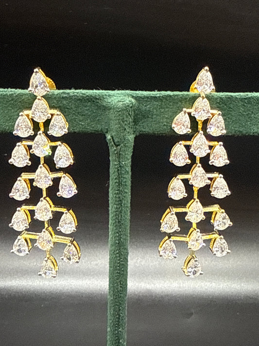 Chandelier earrings