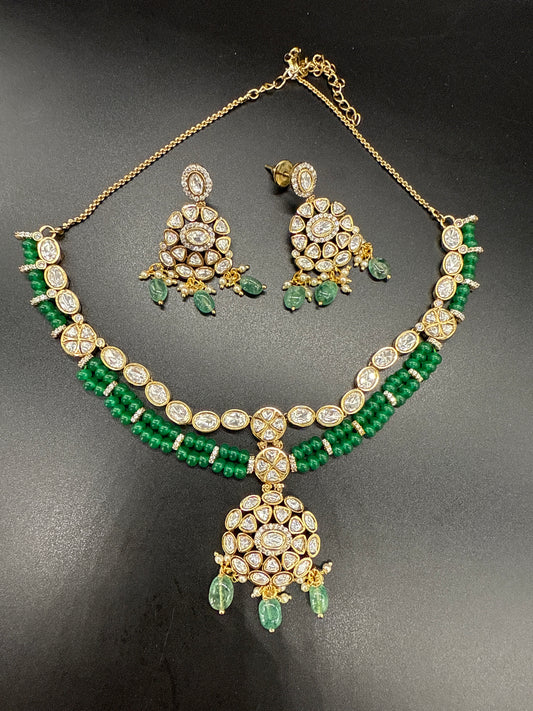 Emerald beads neck set -short