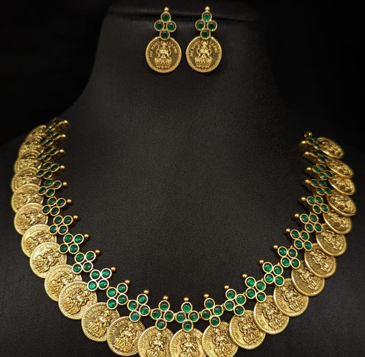 Emerald kundan kasu neckset