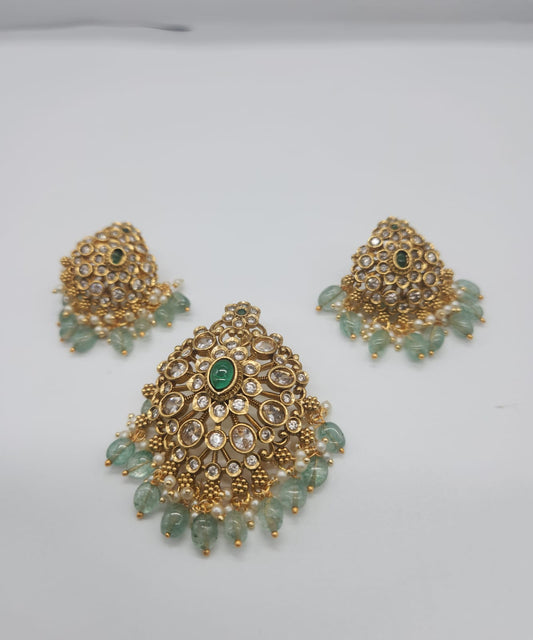 Uncut Pendent set