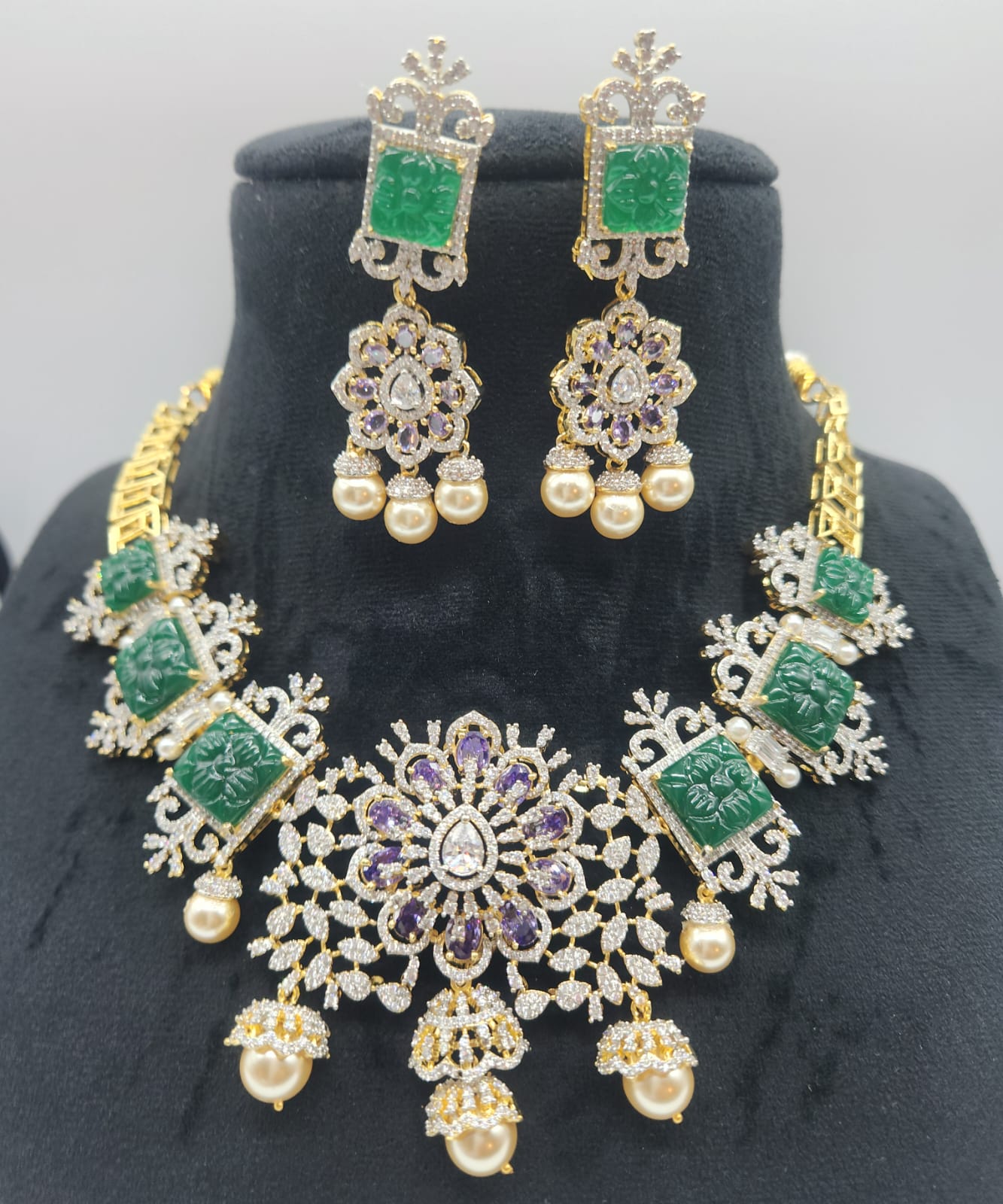 CZ-carved stone necklace