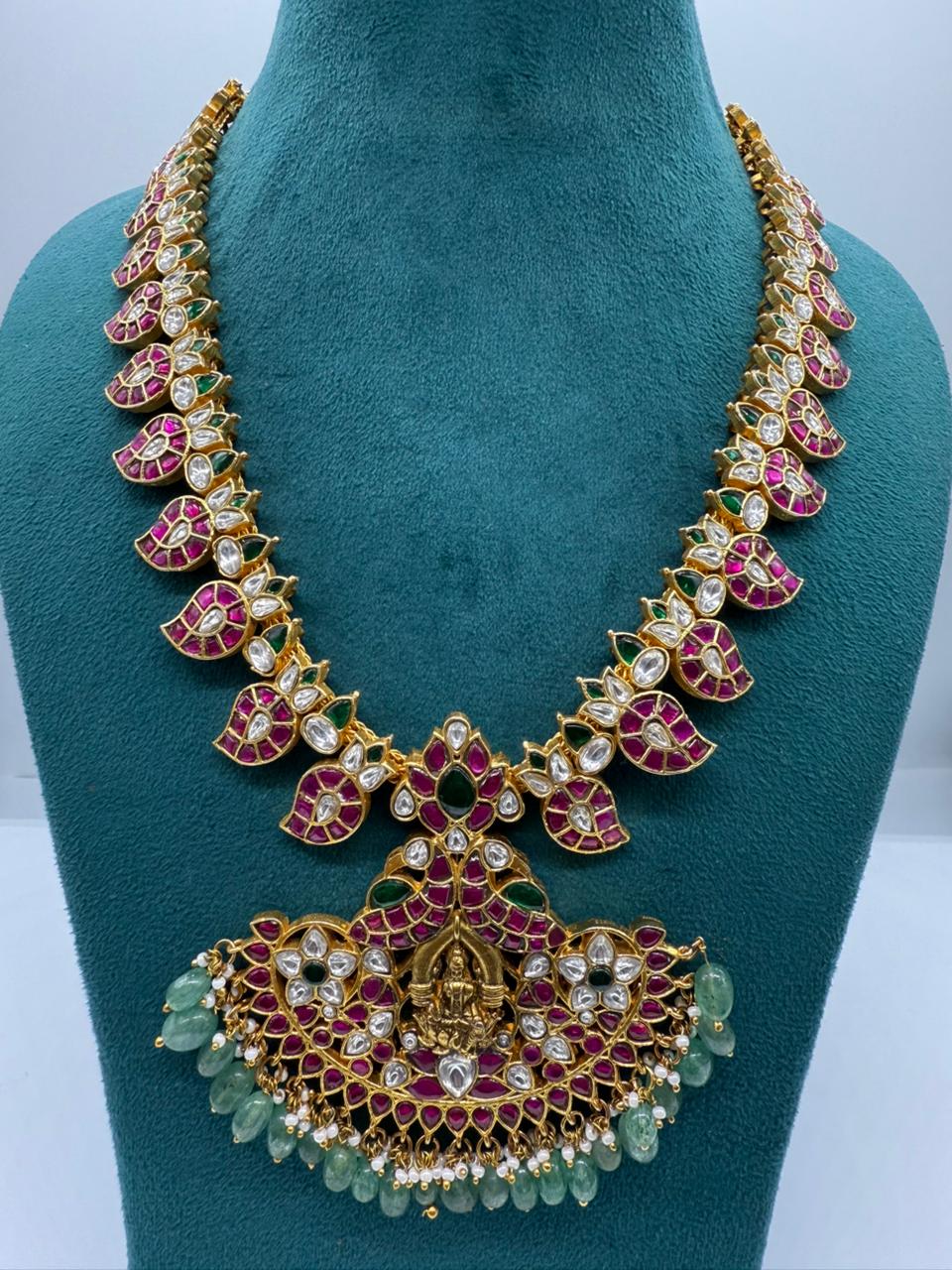 Kundan mango mala