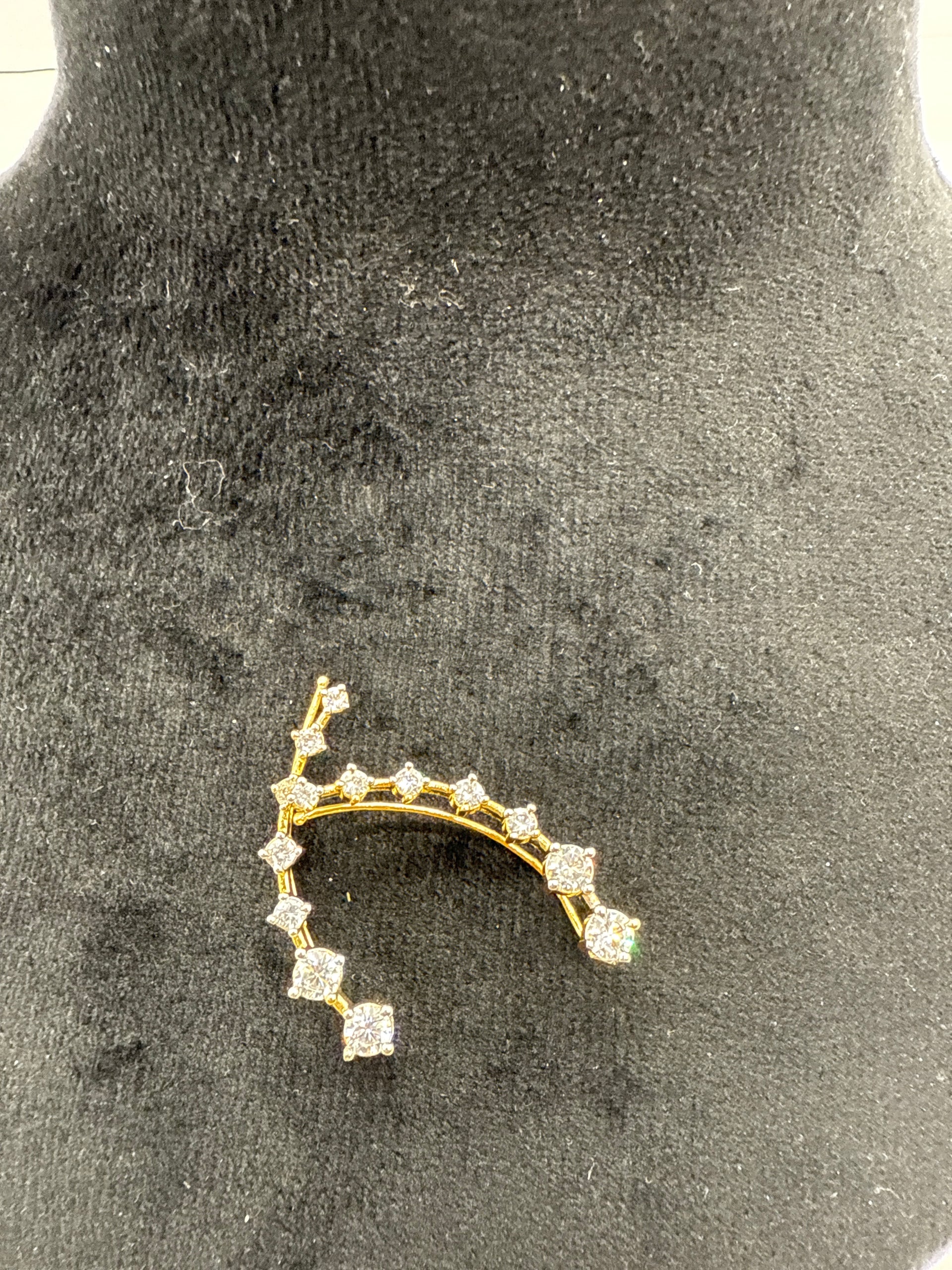 Single stone earcuffs