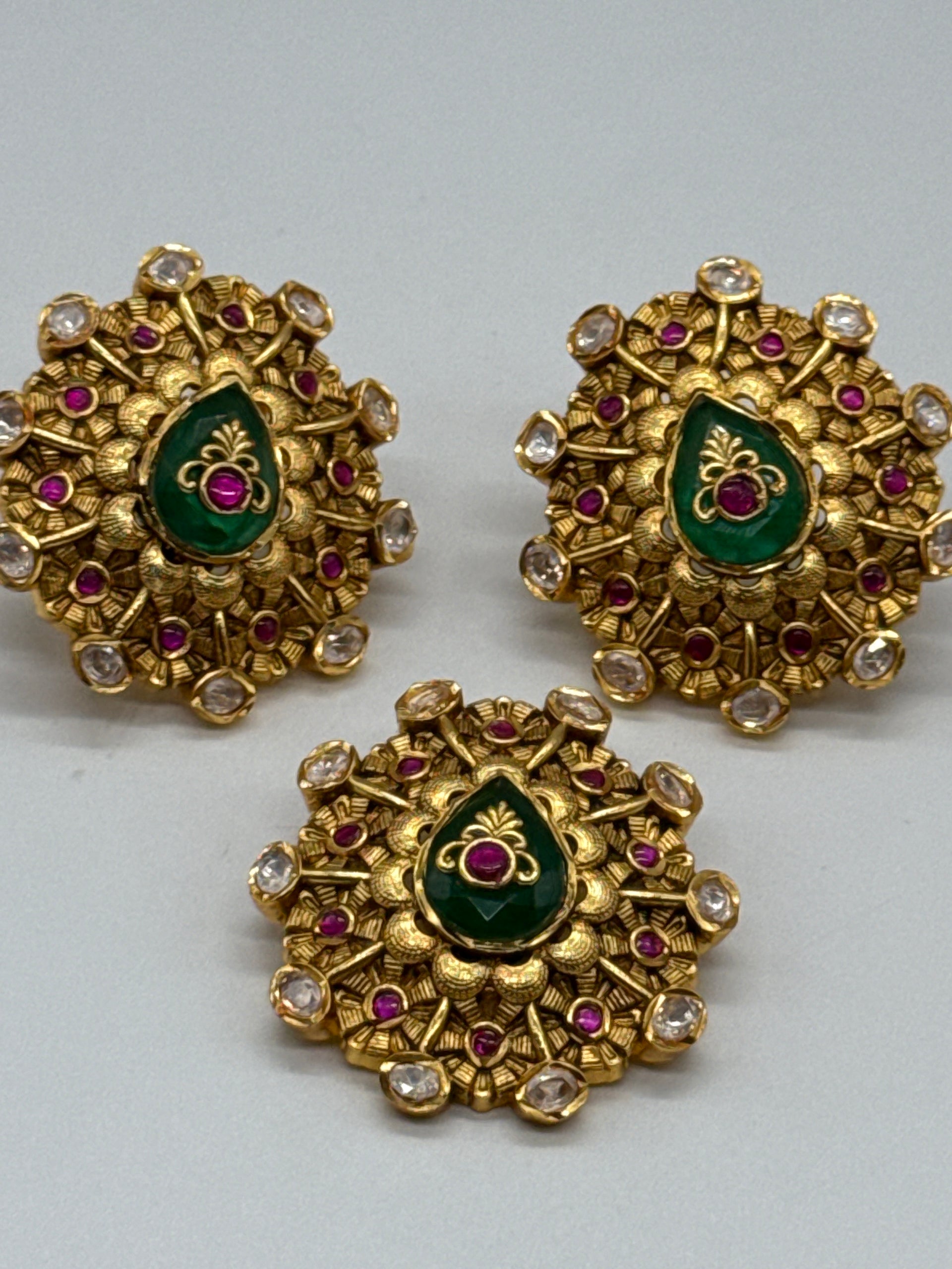 Mozonite Kundan pendant earrings