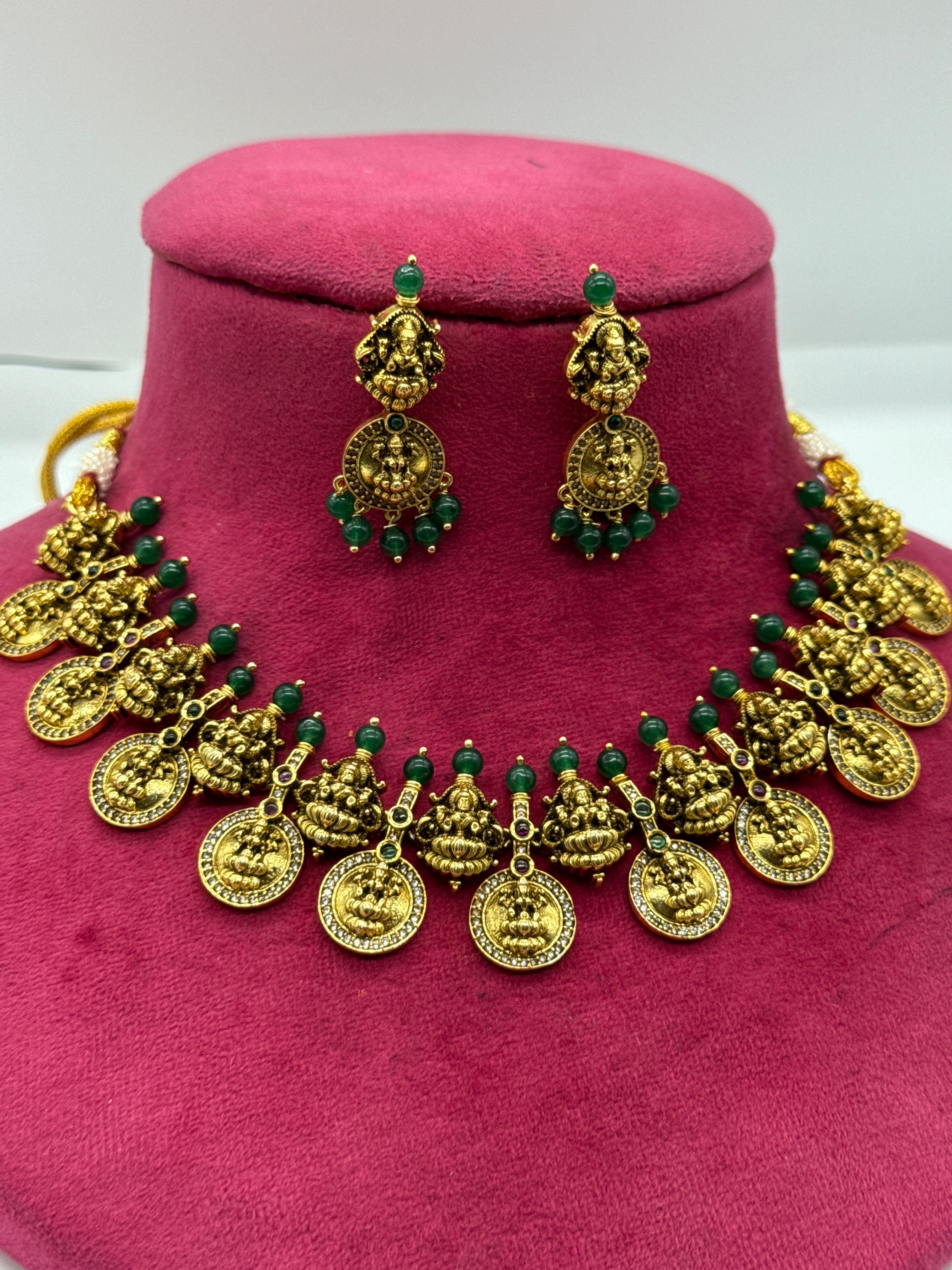 Gold kasu short set – My Store