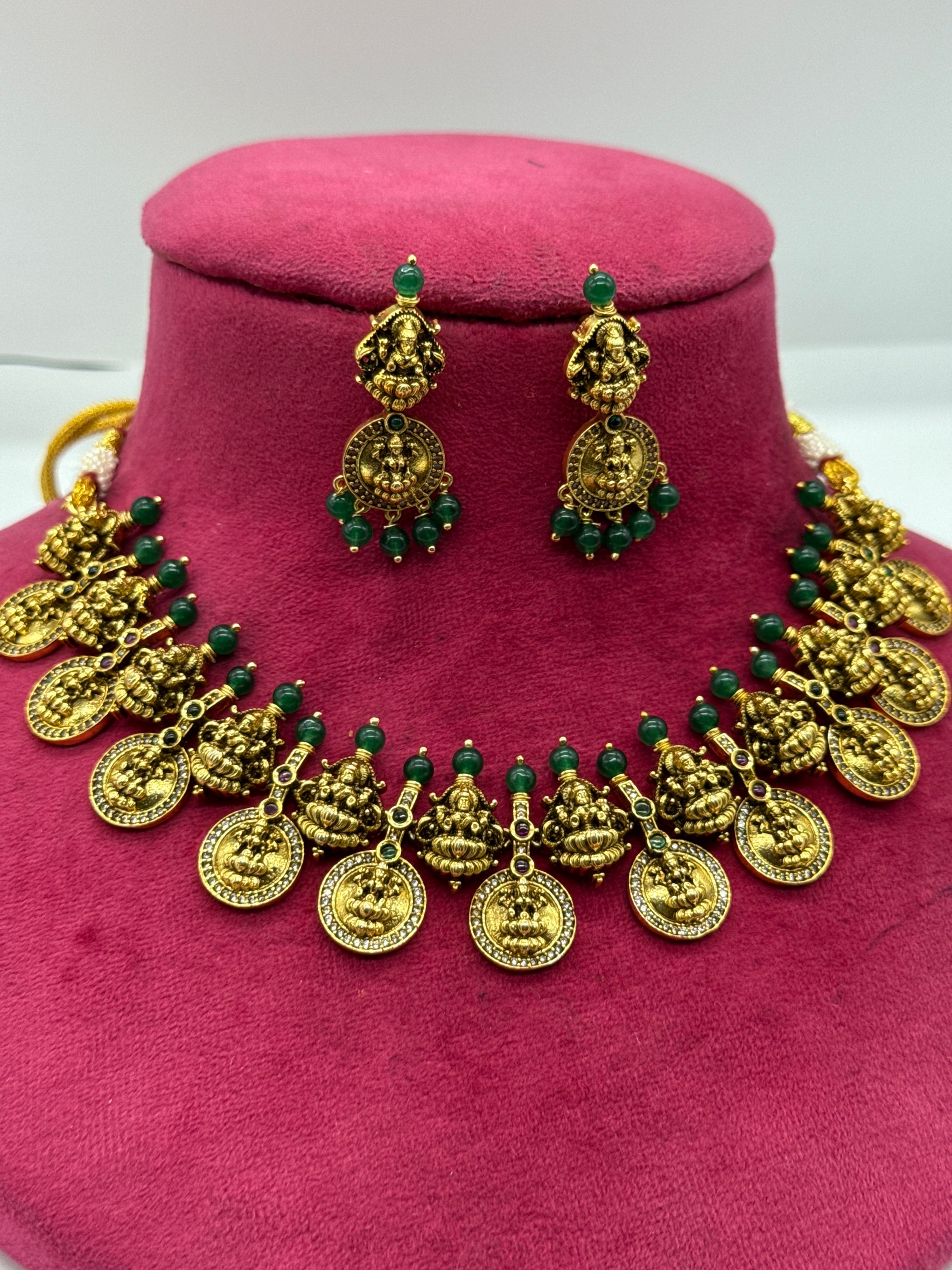 Gold kasu short set
