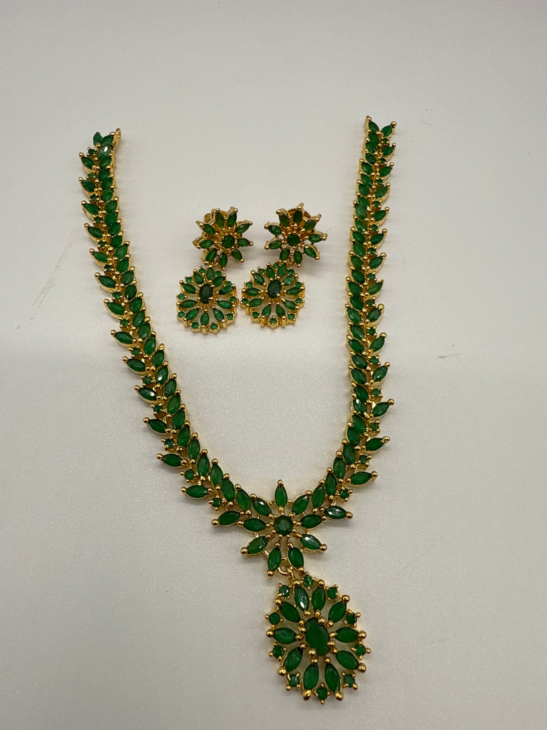 Emerald vintage set