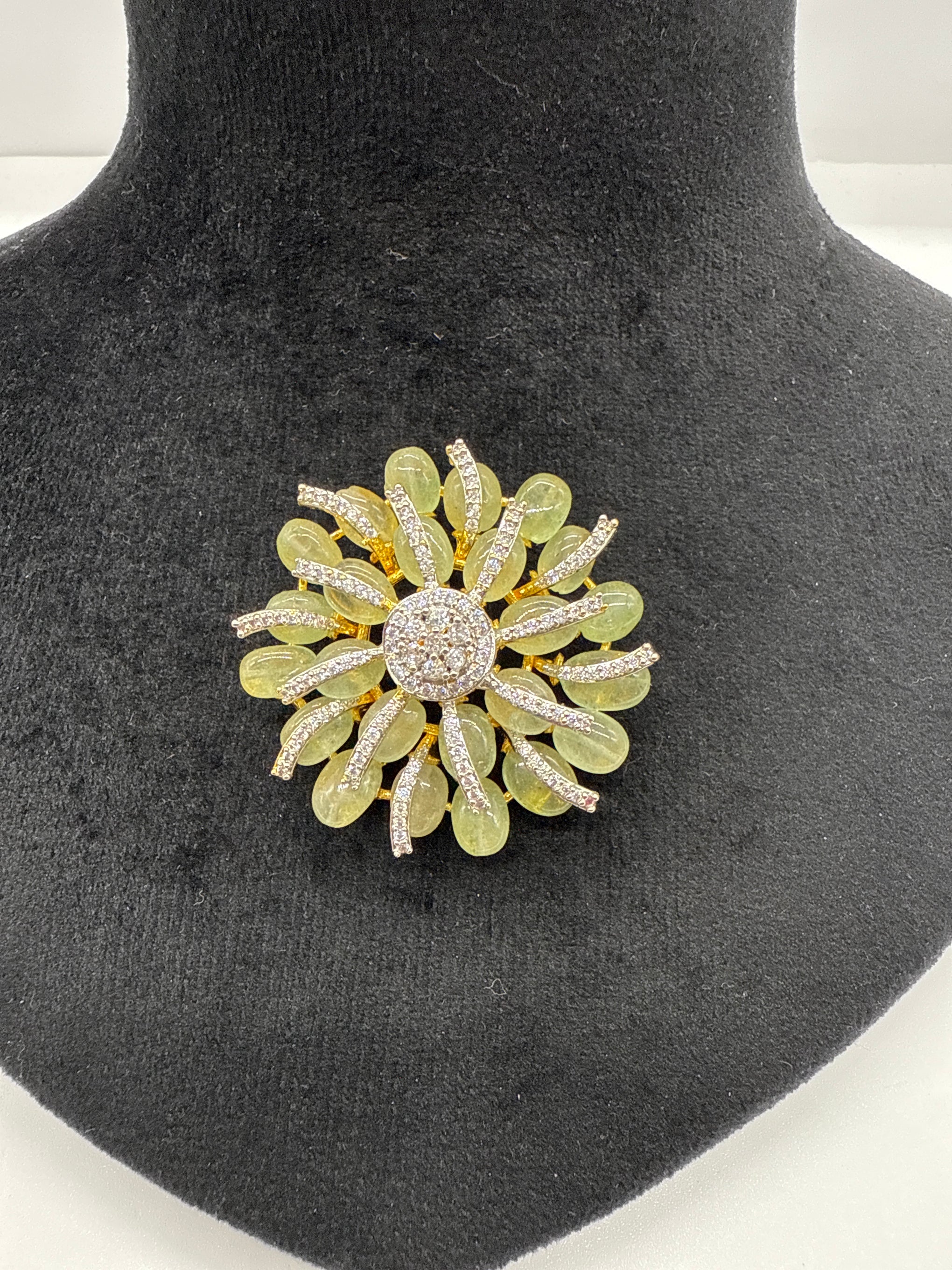 Round diamond pendant with Russian beads